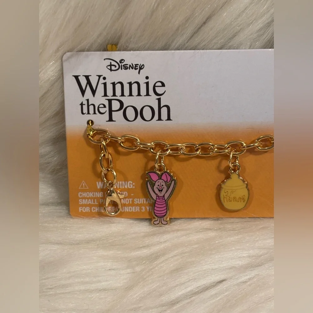 Disney Winnie the Pooh Charm Bracelet Honey Pot Bee Signed Gold Tone 8